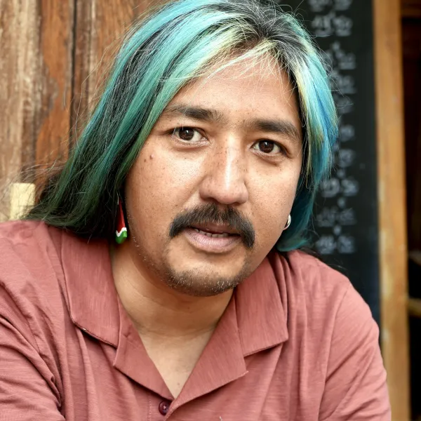 Portrait Reza Sahibdad